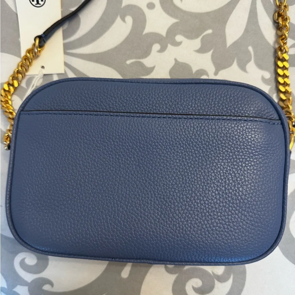 Tory Burch Navy Crossbody Bag with Gold Chain - Picture 2 of 6